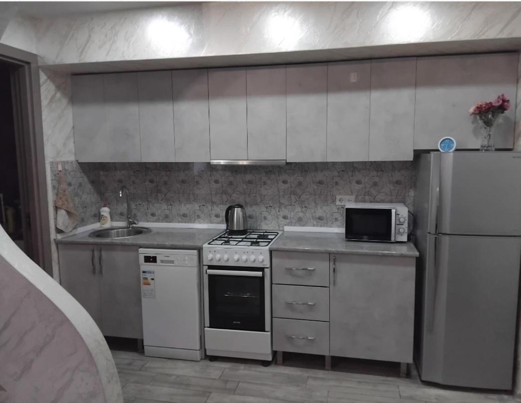 شقة Apartament With Sea View باتومي المظهر الخارجي الصورة